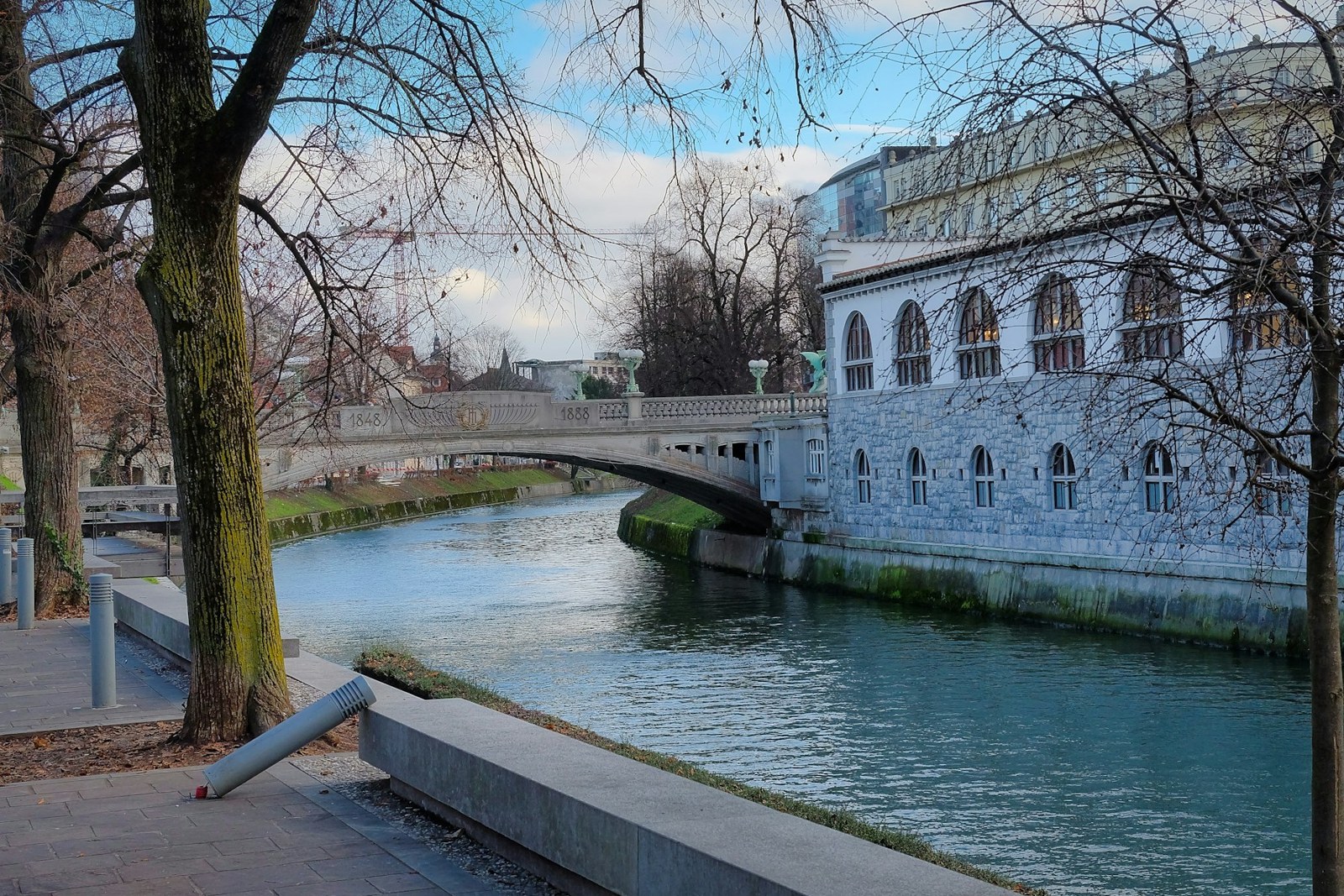A city at walking distance: reading Plečnik’s Ljubljana