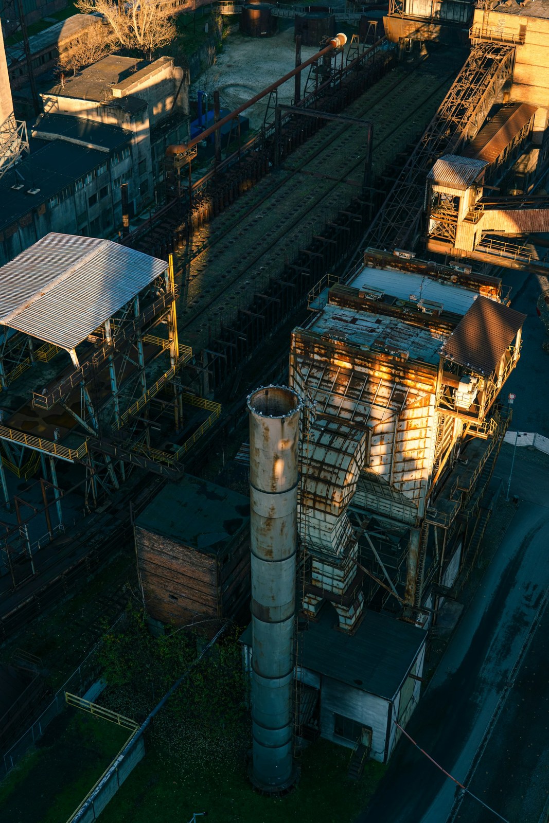 Ostrava keeps the machinery in the picture